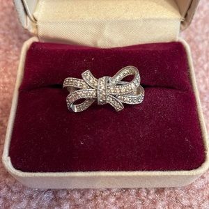 Silver bow ring